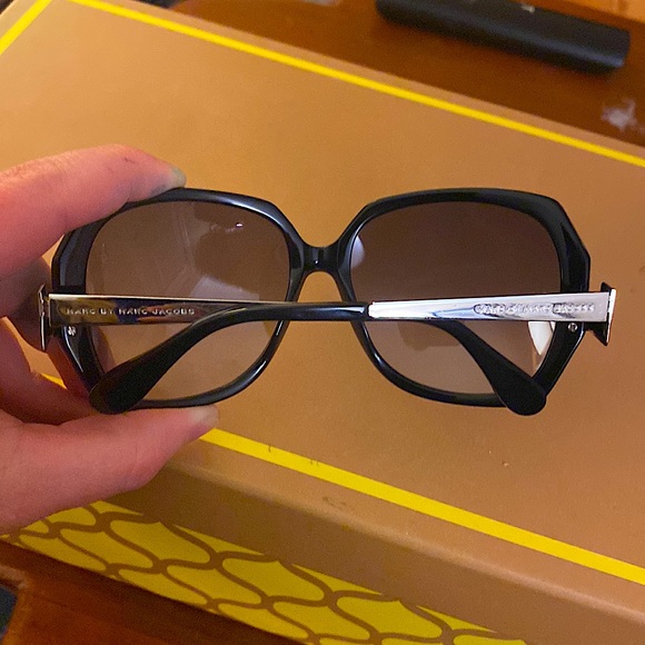 Marc by Marc Jacobs Sunglasses - Black - Never worn - Picture 4 of 6